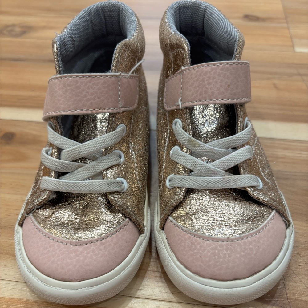 See Kai Run Drew Gold Sz 9